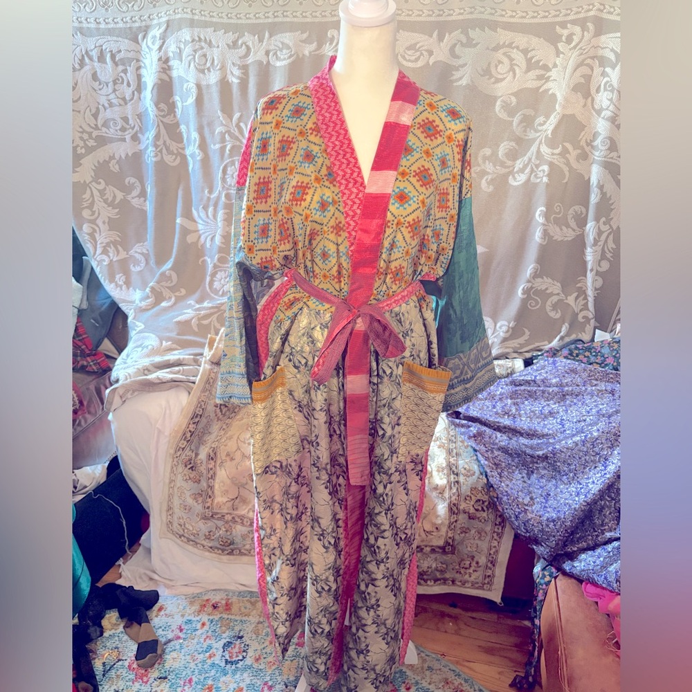 Multicolor Vintage Indian Sari Silk Kimono OS